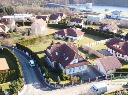 Prodej - dům/vila, 218 m² obrázek