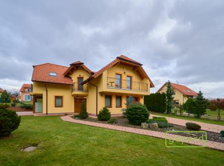 Prodej - dům/vila, 222 m² obrázek