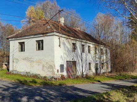 boletic00001.jpg | Prodej - zemědělský objekt, 2 000 m²