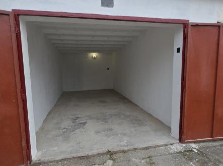 20251121-113124.jpg | Prodej - malý objekt/garáž