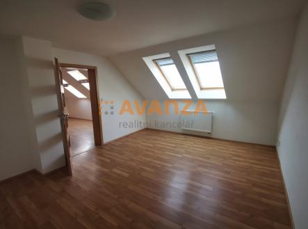 Obrázek k zakázce č.: 683286 | Pronájem bytu, 1+kk, 48 m²
