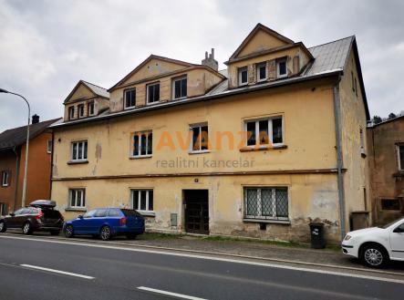 Obrázek k zakázce č.: 696626 | Prodej - nájemní dům, 329 m²