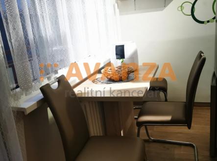 Obrázek k zakázce č.: 687996 | Pronájem bytu, 2+1, 50 m²