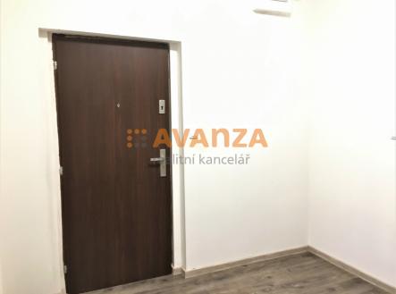 Obrázek k zakázce č.: 629453 | Pronájem bytu, 2+1, 32 m²