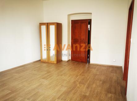 Obrázek k zakázce č.: 710792 | Pronájem bytu, 2+1, 75 m²