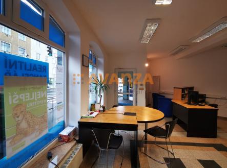 Obrázek k zakázce č.: 663036 | Pronájem - obchodní prostor, 45 m²