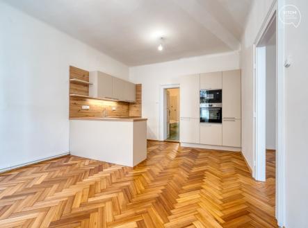 Pronájem bytu, 4+1, 108 m² obrázek