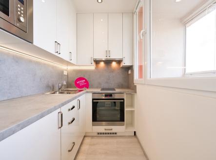 Italska-4 | Pronájem bytu, 1+1, 25 m²