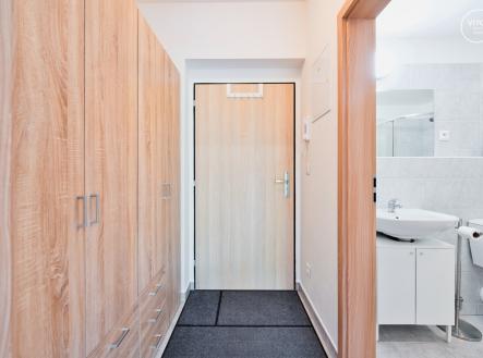 Armadni-8 | Pronájem bytu, 1+kk, 24 m²