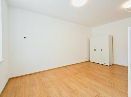 Husovicka-6 | Pronájem bytu, 1+kk, 23 m²
