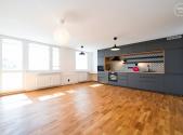 Pronájem bytu, 3+kk, 76 m²