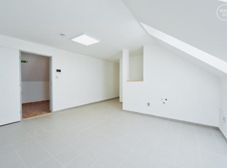 Kancelar1-5 | Pronájem - kanceláře, 72 m²