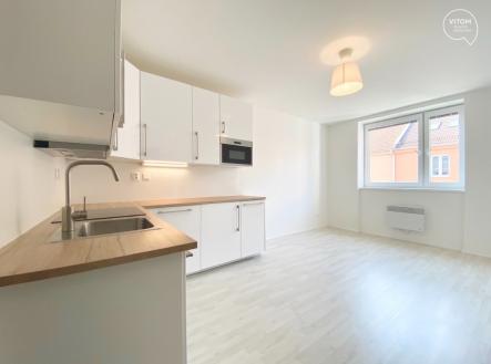 7OntLUDsSFq35Zdm7yIubw_thumb_daf | Pronájem bytu, 3+kk, 60 m²