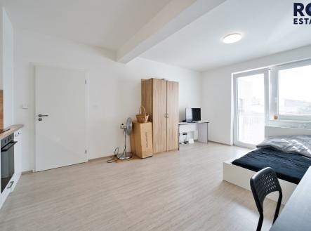 4 | Pronájem bytu, 1+kk, 30 m²