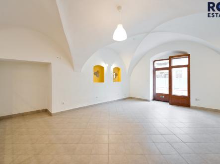 XL-Komenskeho-4 | Pronájem - obchodní prostor, 82 m²