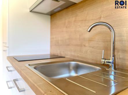 IMG_5850 | Pronájem bytu, 2+kk, 27 m²