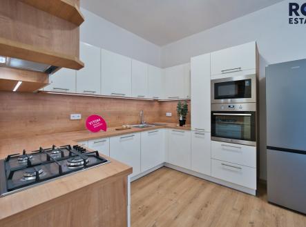 Staromlynska-17 | Pronájem bytu, 3+1, 95 m²