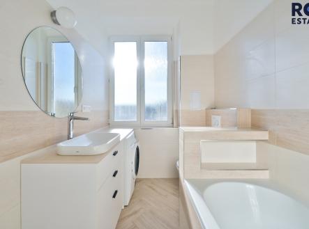 Rysankova-11 | Pronájem bytu, 2+kk, 58 m²