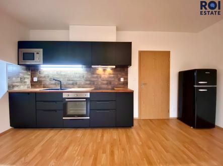 94BAEF01-ABDB-41EA-AB3B-57C0F8B4012F | Pronájem bytu, 1+kk, 38 m²