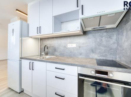 Byt 4 - 4 | Pronájem bytu, 1+kk, 28 m²