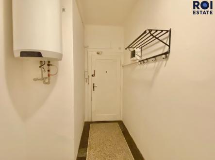 BF472840-3FD1-4885-B4DA-93D248866BF5 | Pronájem bytu, 2+kk, 45 m²