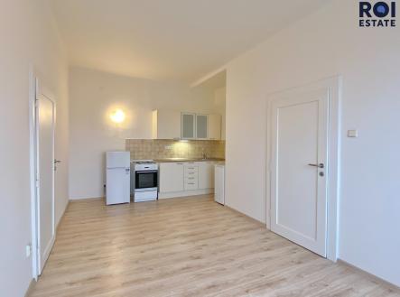 A40C7598-3E9F-43D0-8AB3-D3EE03E2BF7B | Pronájem bytu, 2+kk, 45 m²