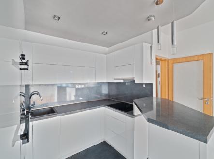 _DSC0680-Edit | Pronájem bytu, 2+kk, 58 m²