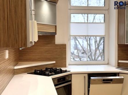 03ebe6d9-3d92-4a20-b32e-c1ff8c326c45 | Pronájem bytu, 2+1, 68 m²