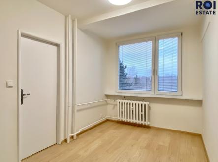 9A7EA2C2-6B30-44C2-A3B9-001D62A01250 | Pronájem bytu, 2+kk, 37 m²