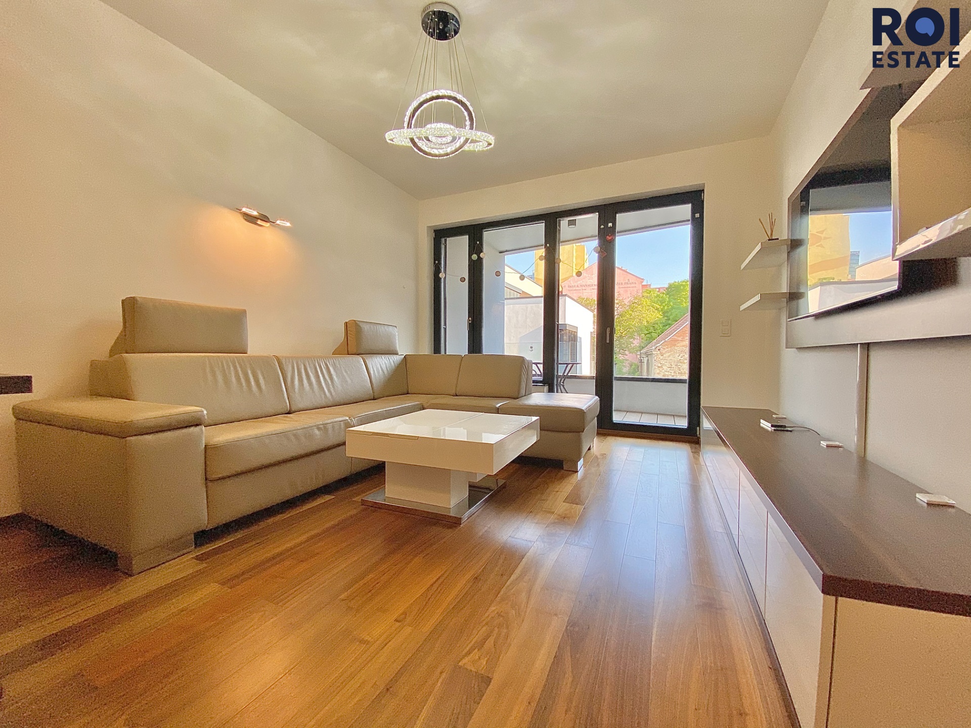 6CE0A400-D460-434D-897E-2F9B07FDD919