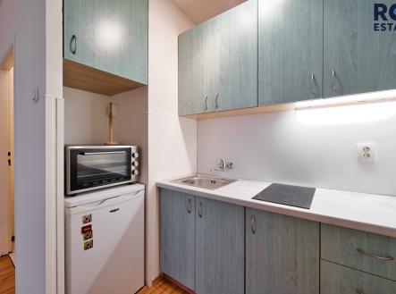 Hlavatého-8 | Pronájem bytu, 1+kk, 27 m²