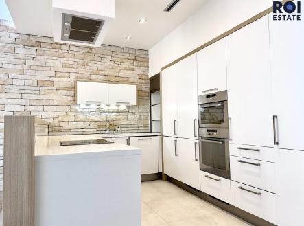 IMG_5306 | Pronájem bytu, 4+kk, 139 m²