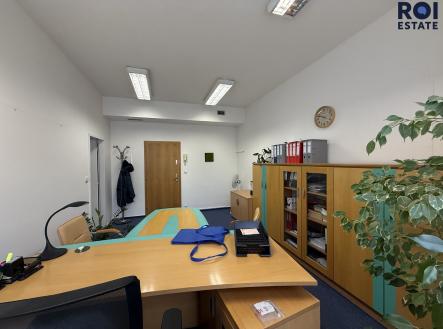 IMG_4168 | Pronájem - kanceláře, 38 m²