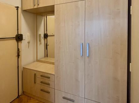 5 | Pronájem bytu, 1+kk, 27 m²