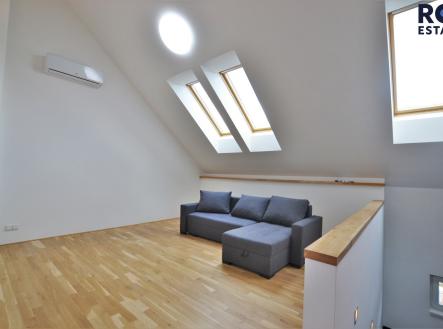 DSC_0018 | Pronájem - kanceláře, 100 m²