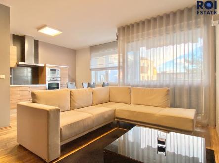 3F4EBD11-3F73-4C97-9BB0-6725185FCA91 | Pronájem bytu, 3+kk, 73 m²