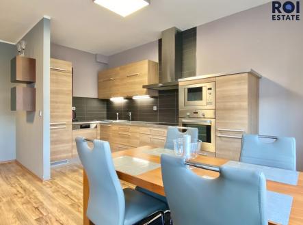 17E01315-04C2-4C73-8FCF-985CC9037C28 | Pronájem bytu, 3+kk, 73 m²