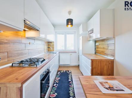 Zahumenice-8 | Pronájem bytu, 2+1, 56 m²