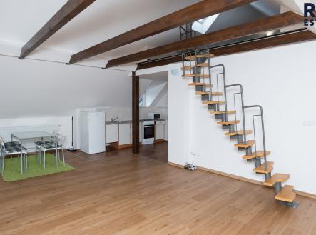 3 | Pronájem bytu, 2+kk, 100 m²