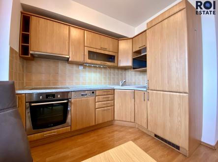 ED211C64-505E-4C0D-8054-63D0833100F3 | Pronájem bytu, 2+kk, 52 m²