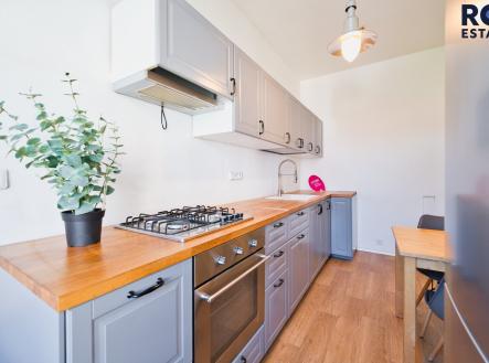 Hostinskeho-32 | Pronájem bytu, 2+1, 75 m²
