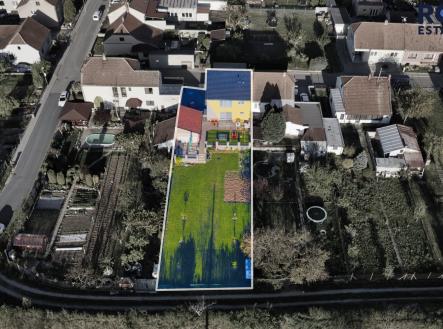 Pozemek | Prodej - dům/vila, 174 m²