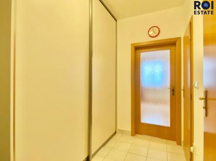 A68B2E0B-22CD-4BF1-9451-3743A50A58B8 | Pronájem bytu, 1+kk, 37 m²
