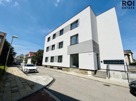 452200404_471286042210802_2868688150297353585_n | Pronájem bytu, 2+kk, 43 m²