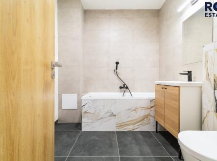 S20A3803 | Pronájem bytu, 2+kk, 44 m²