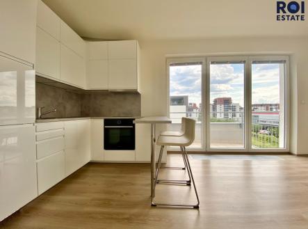 Pronájem bytu, 1+kk, 36 m² obrázek