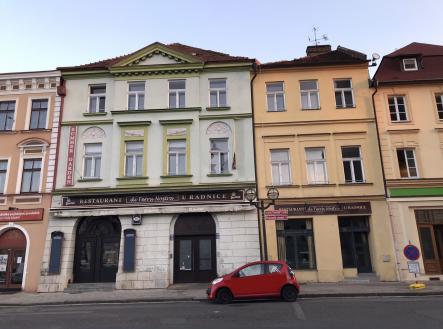 Prodej - nájemní dům, 1 321 m²