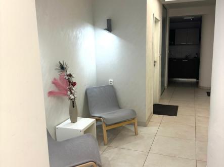 Pronájem - obchodní prostor, 25 m²