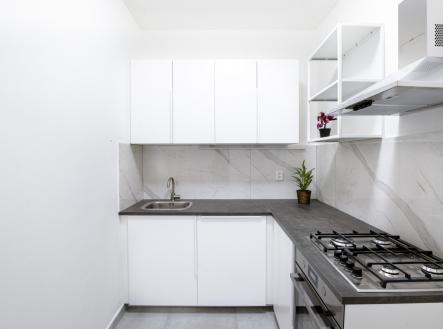 Pronájem bytu, 3+kk, 78 m²