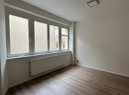 Pronájem bytu, 2+kk, 36 m²
